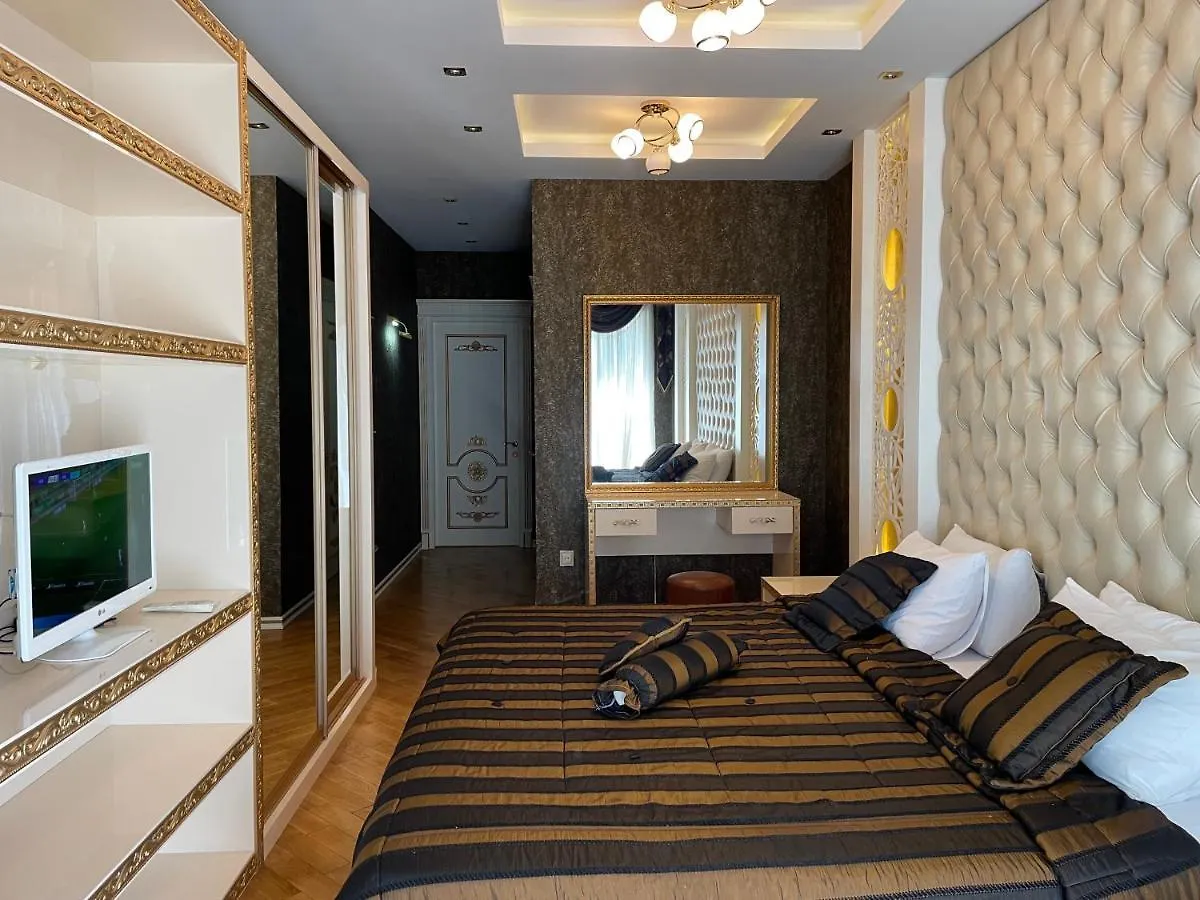 Park Azure Louvre Apartment バクー 0*,  アゼルバイジャン